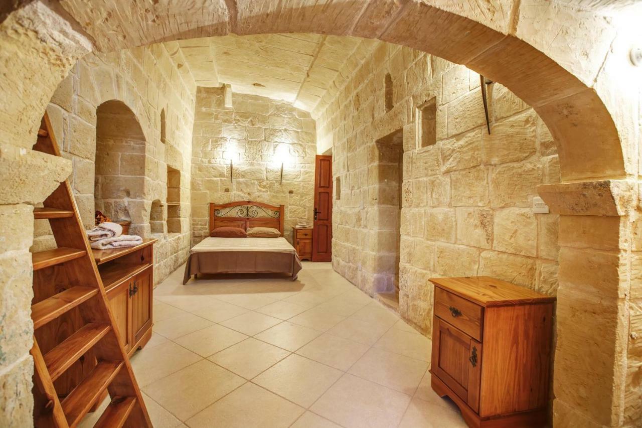 Il-Palma Holiday Farmhouse With Sunny Private Pool In Island Of Gozo Għarb Eksteriør billede
