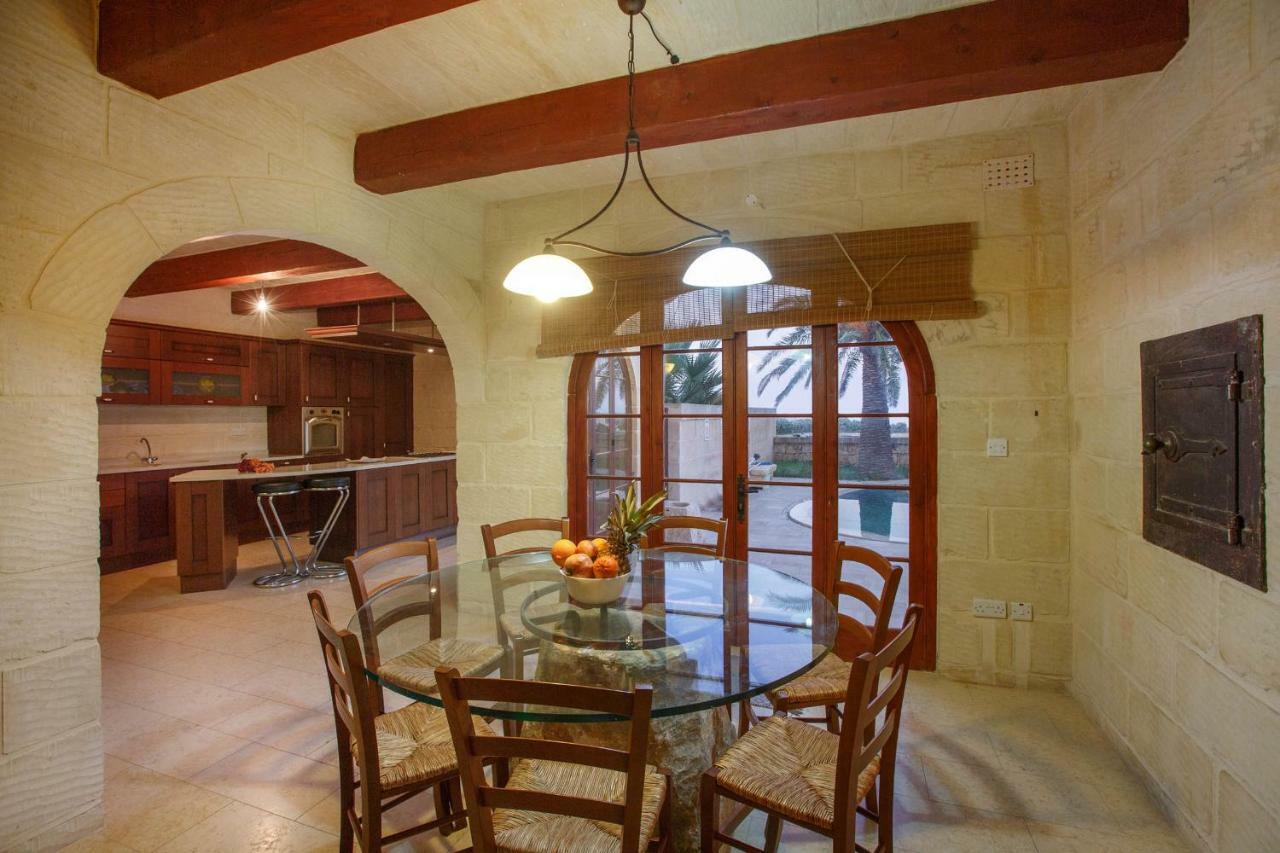 Il-Palma Holiday Farmhouse With Sunny Private Pool In Island Of Gozo Għarb Eksteriør billede