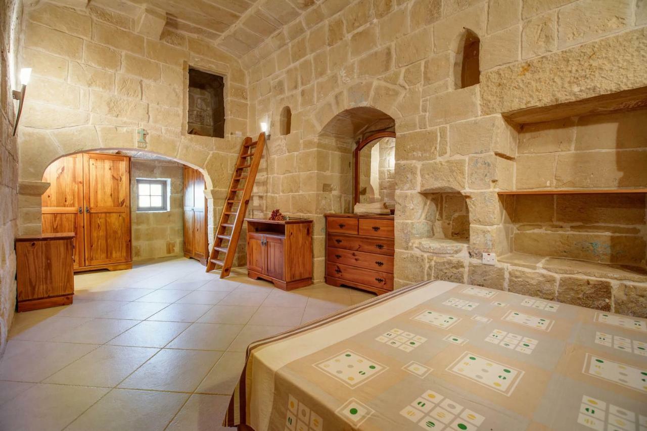 Il-Palma Holiday Farmhouse With Sunny Private Pool In Island Of Gozo Għarb Eksteriør billede