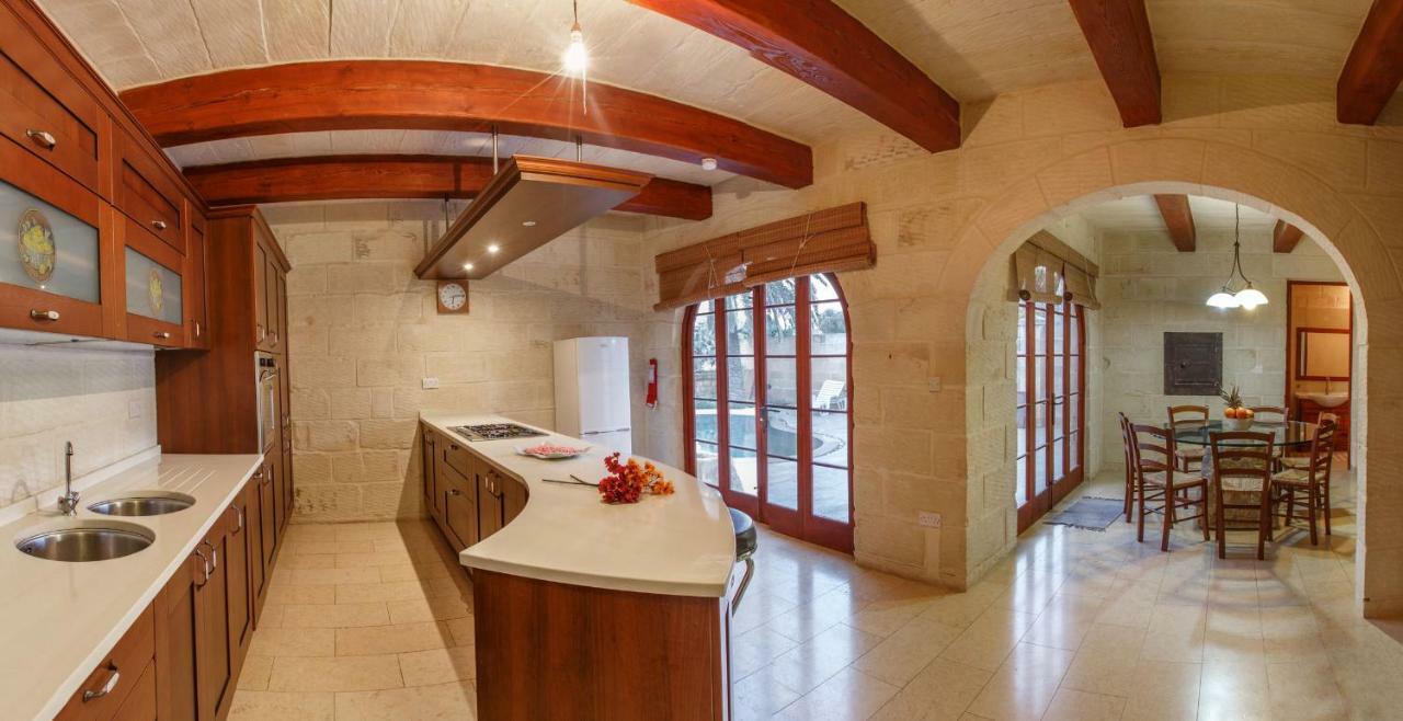 Il-Palma Holiday Farmhouse With Sunny Private Pool In Island Of Gozo Għarb Eksteriør billede