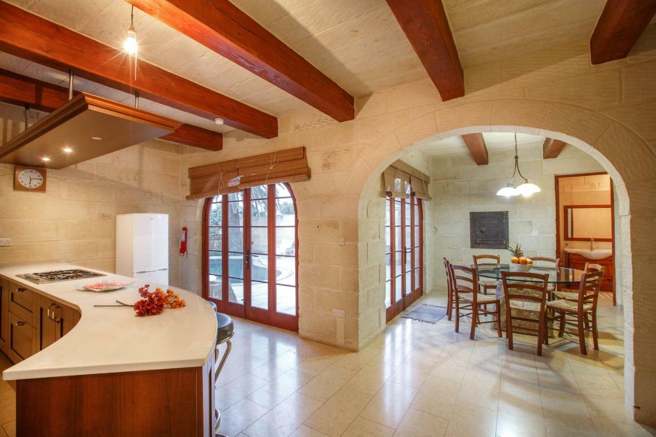 Il-Palma Holiday Farmhouse With Sunny Private Pool In Island Of Gozo Għarb Eksteriør billede
