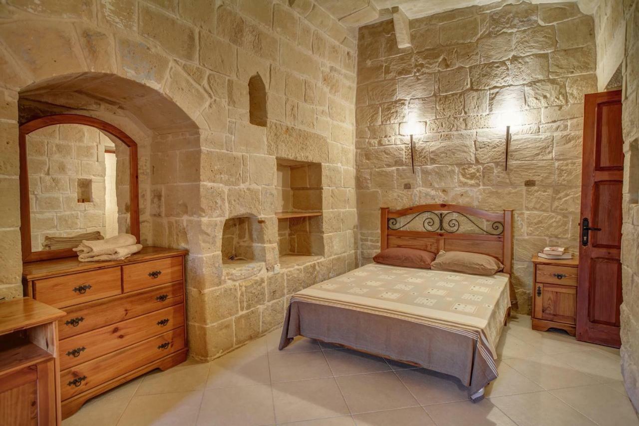 Il-Palma Holiday Farmhouse With Sunny Private Pool In Island Of Gozo Għarb Eksteriør billede